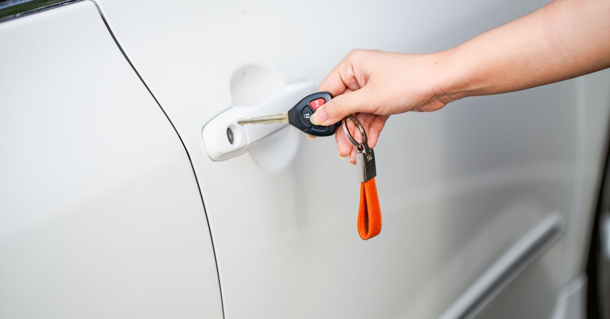 Chevrolet car key fob — Steve Locksmith