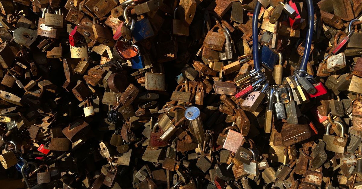 locksmith shop keys — Steve Locksmith