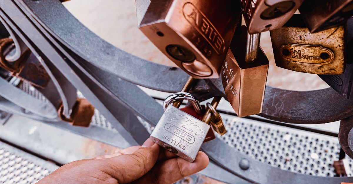 locksmith service technician — Steve Locksmith
